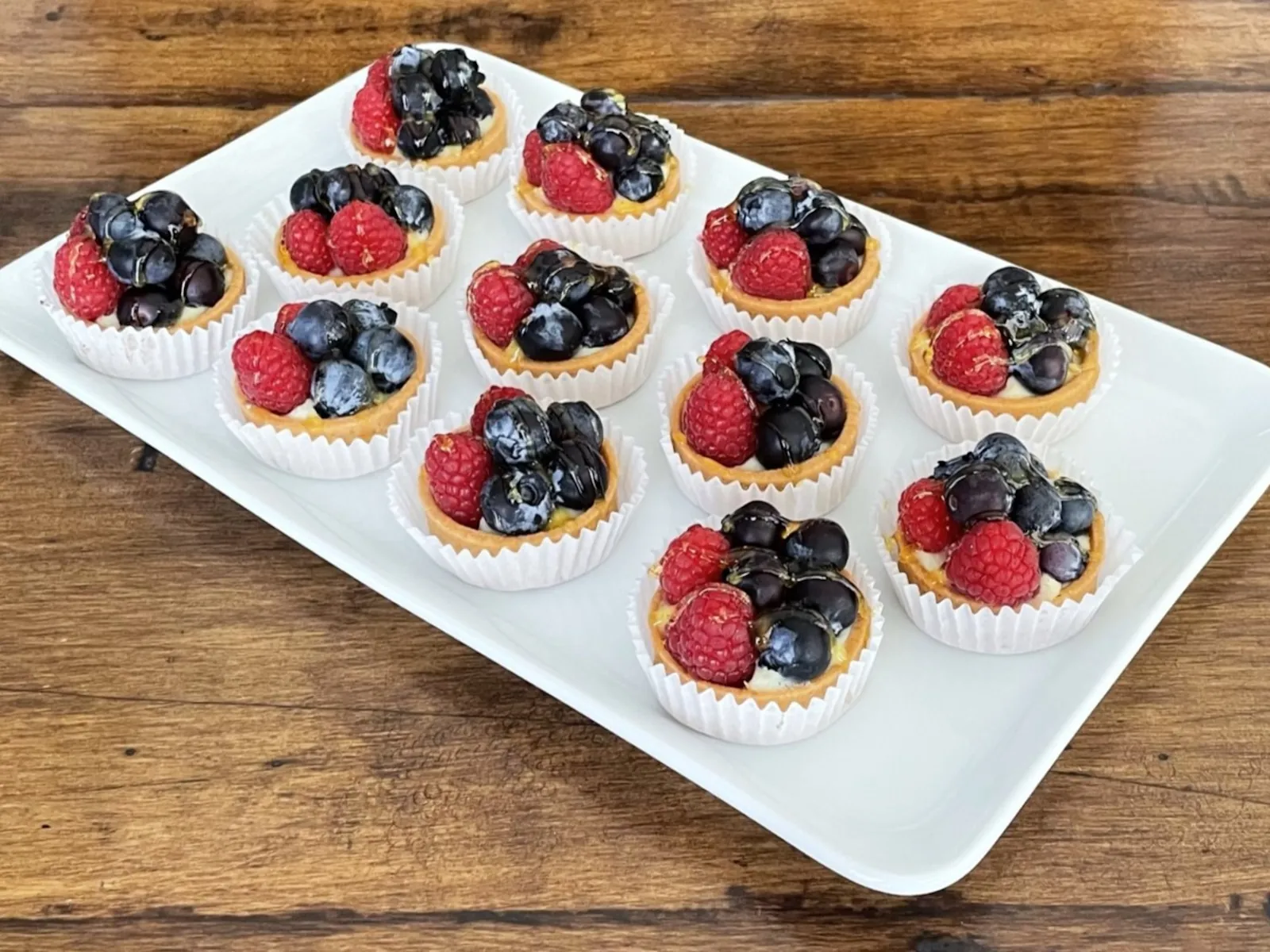 Petit Four - Mini Berry Tart